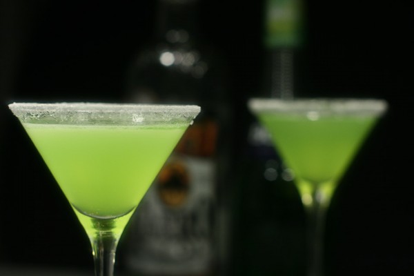 Champagne mint lime cocktail